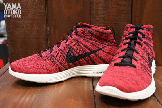 Nike Lunar Flyknit Chukka Bright Crimson 6