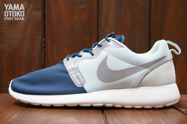 Nike Roshe Run Hyp Fiberglass Squadron Blue 3