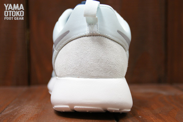 Nike Roshe Run Hyp Fiberglass Squadron Blue 5