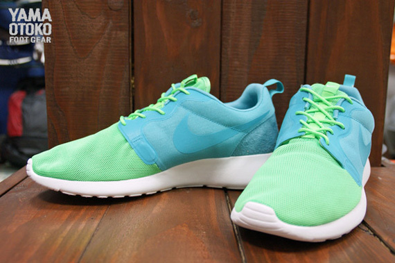 Nike Roshe Run Hyp Sport Turquoise Poison Green 1
