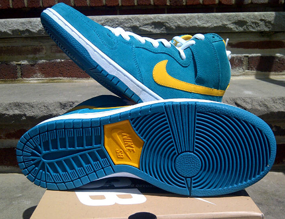 Nike Sb Dunk High Tropical Teal University Gold 2