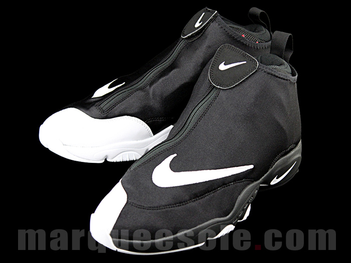 Nike The Glove Black White 2