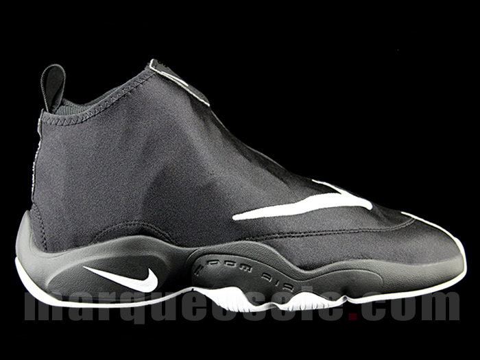Nike The Glove Black White 3