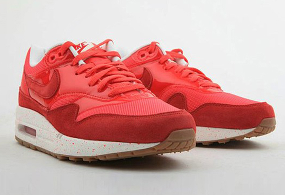 Nike Wmns Air Max 1 Nd Fusion Red White