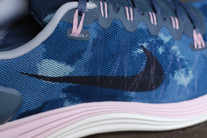 Nike Wmns Lunarglide 5 Blue Camo 5