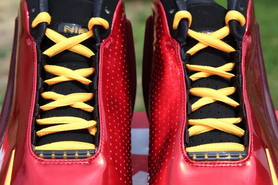 Nike Zoom Hyperflight Miami Heat Release 01