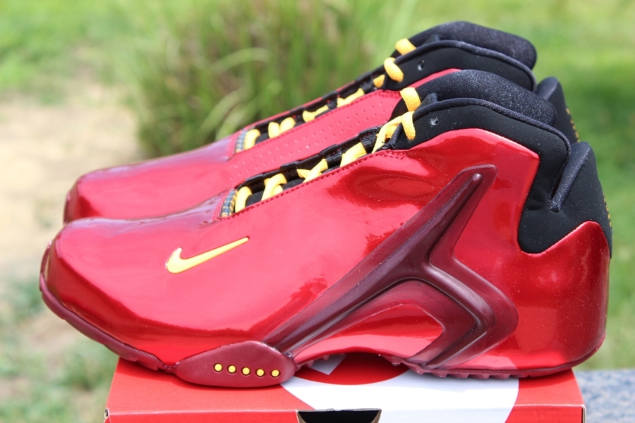 Nike Zoom Hyperflight Miami Heat Release 03