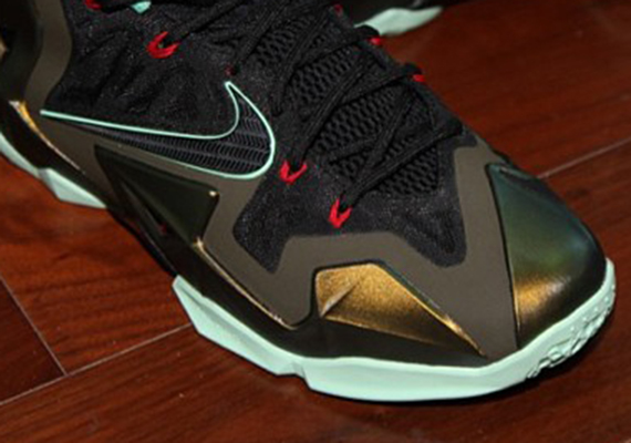 Nike LeBron XI "On-Feet"