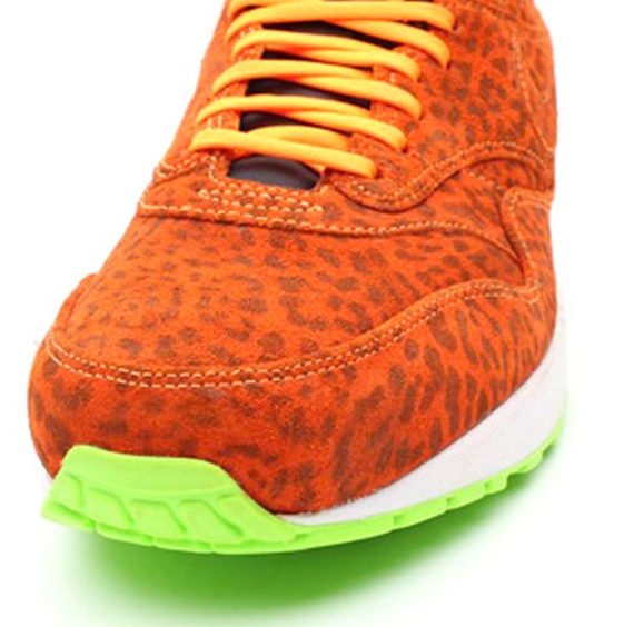 Orange Leopard\