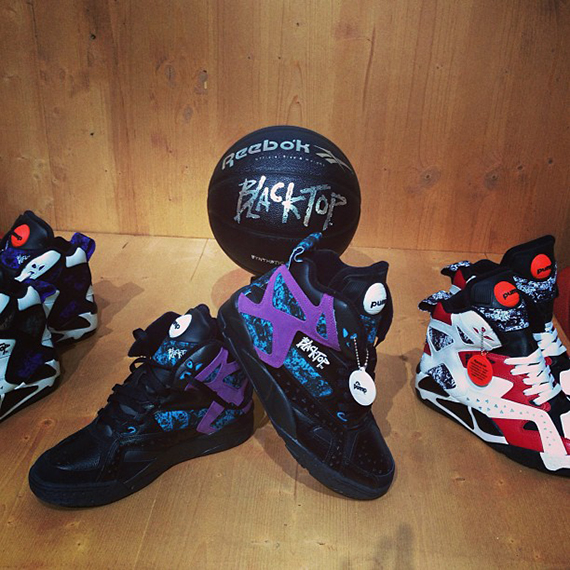 Reebok pump black top hot sale