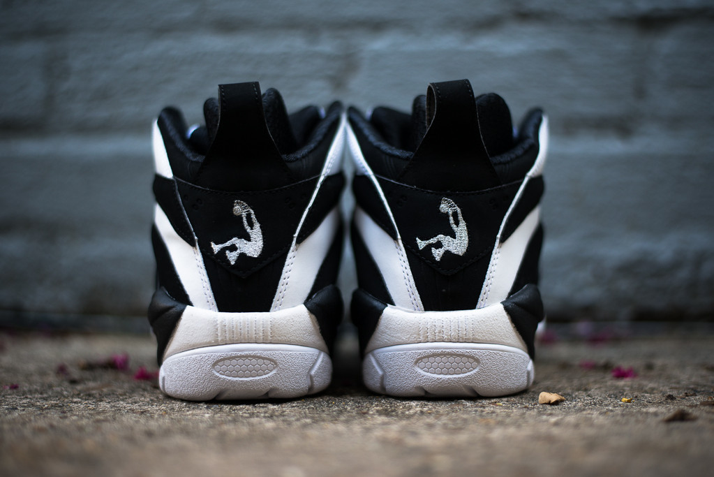 Reebok Shaqnosis Arriving At Retailers 02