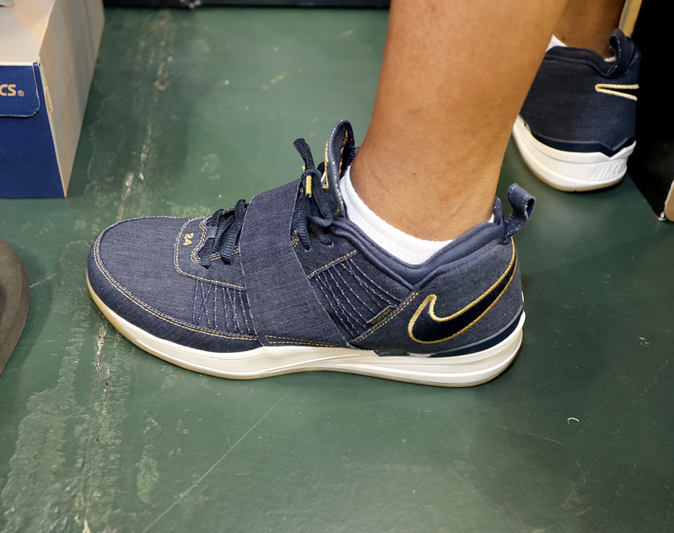 Sneaker Con Miami On Feet Recap 625