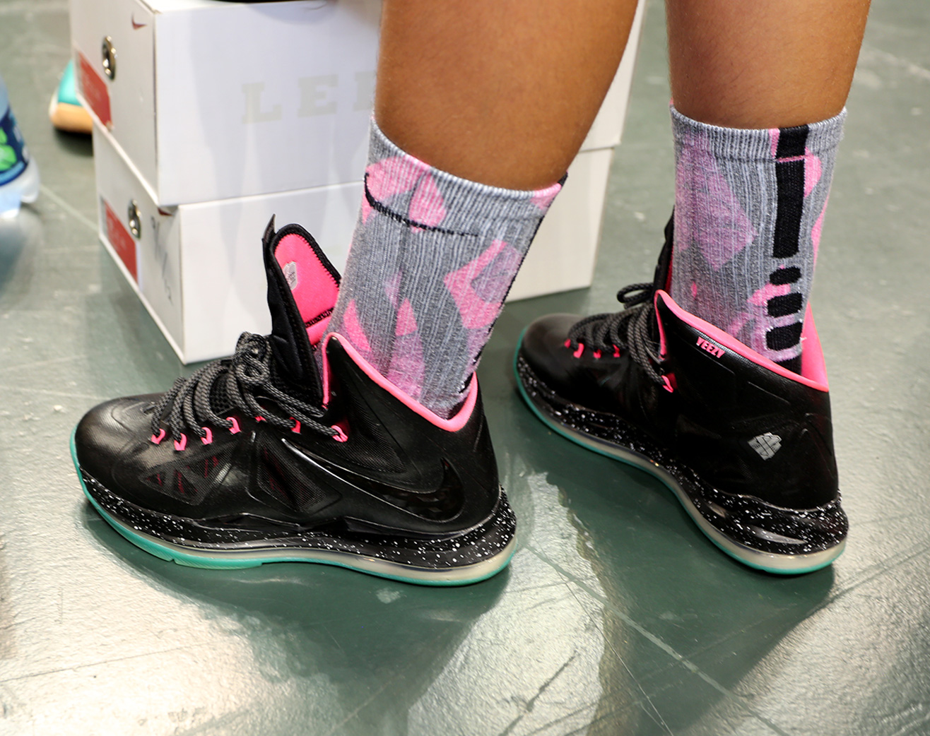 Sneaker Con Miami On Feet Recap 86