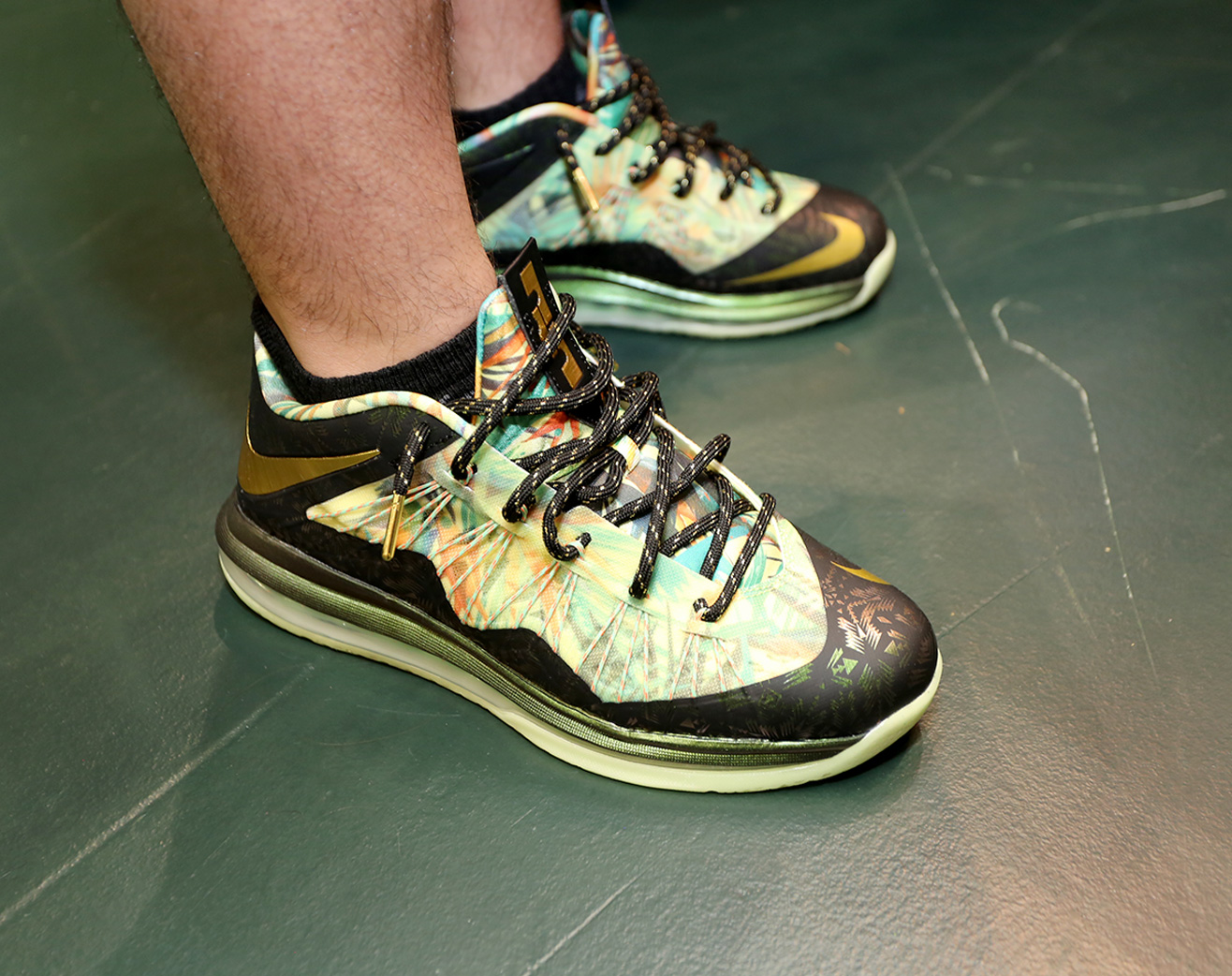 Sneaker Con Miami On Feet Recap 908
