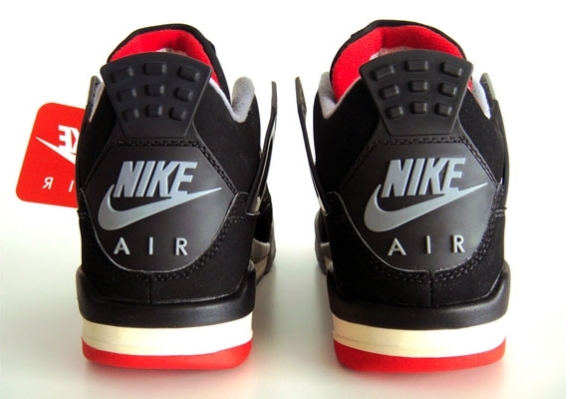 10 Sneakers Everyone Should Own 01