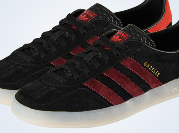 Cambio Tahití Sede adidas Originals Gazelle Indoor - Black - Red - SneakerNews.com