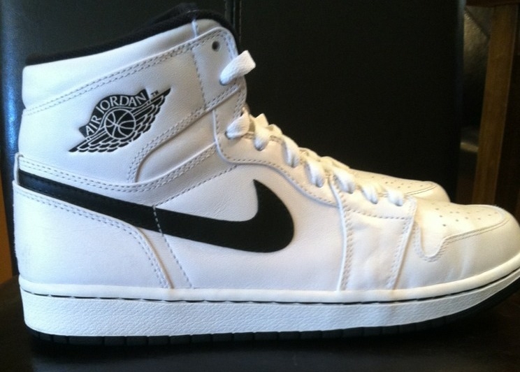 Air Jordan 1 White Black Release Sample 06