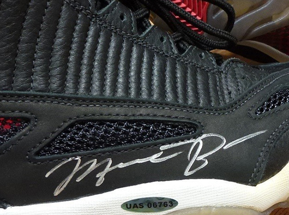 Air Jordan Xi Ie Low Michael Jordan Autographed Pe