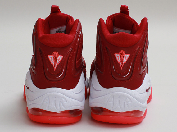 Air Pippen Noble Red Arriving 3