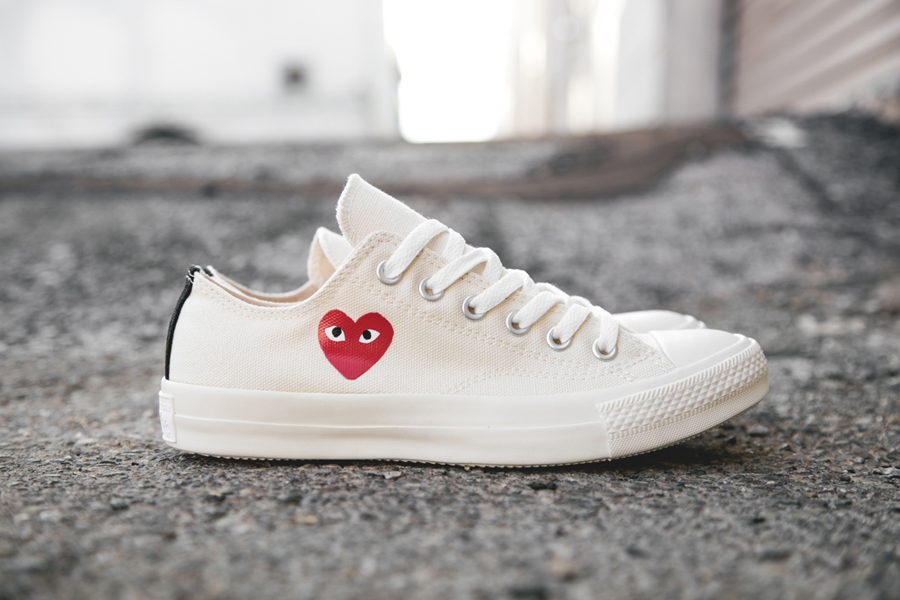 Comme des Garçons PLAY x Converse Chuck Taylor All Star Low ...