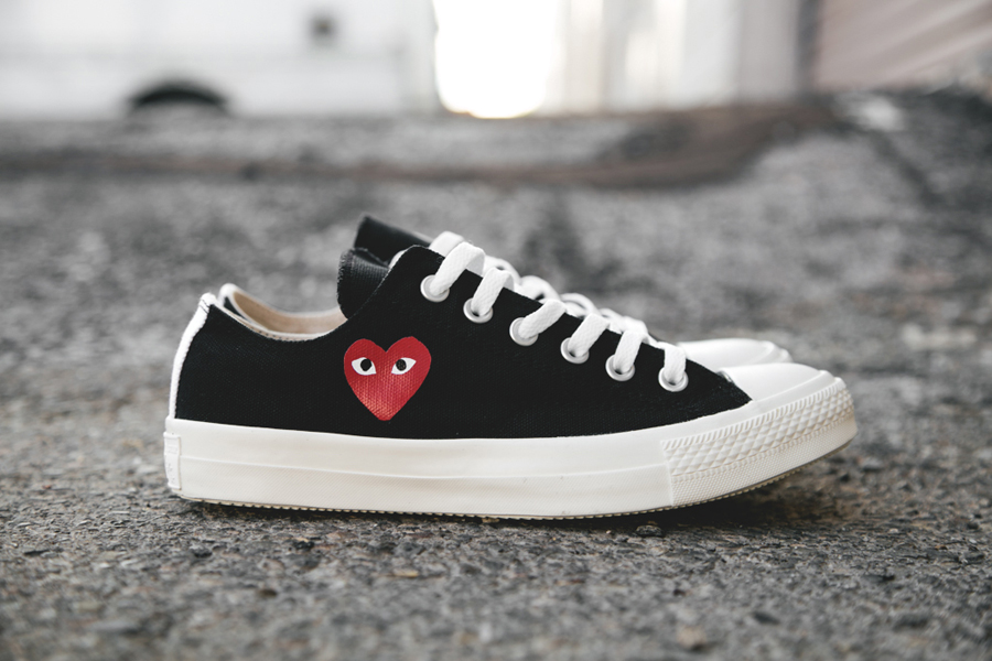 cdg chuck taylor low