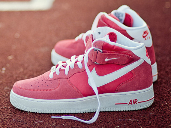 Nike Air Force 1 Mid “Blazer” – Fusion Red