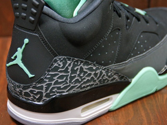 Jordan Son of Mars Low “Green Glow” – Release Date