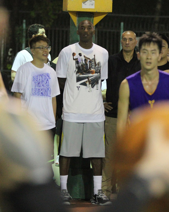 Kobe Bryant Nike Kobe 8 White Black 2