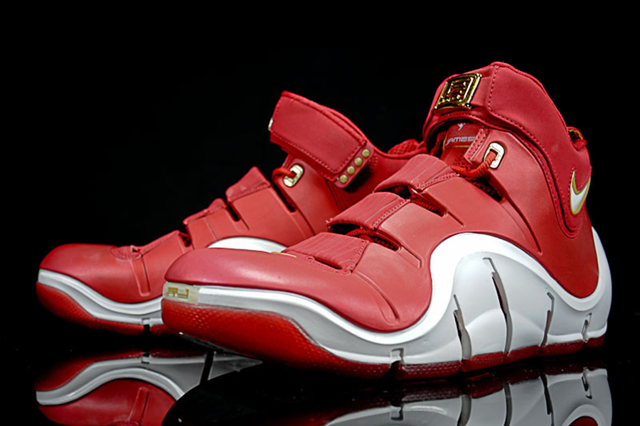 Lebron 4 China Sneaker