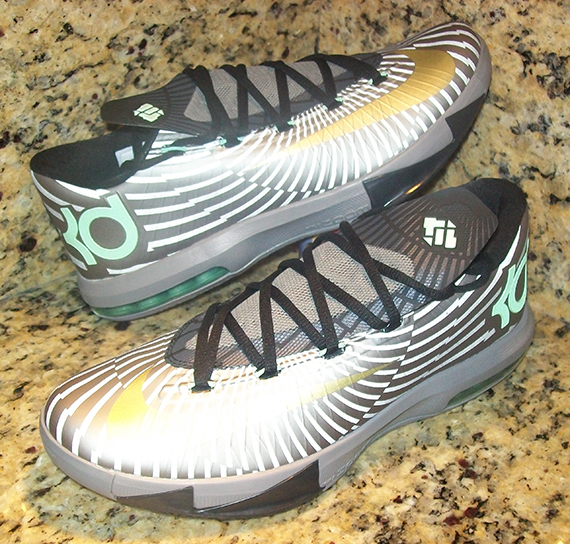 KD 6 Grey Mint