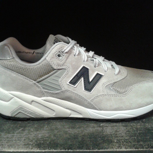 New Balance Mt580 Revlite Lightning Dry Liner 02
