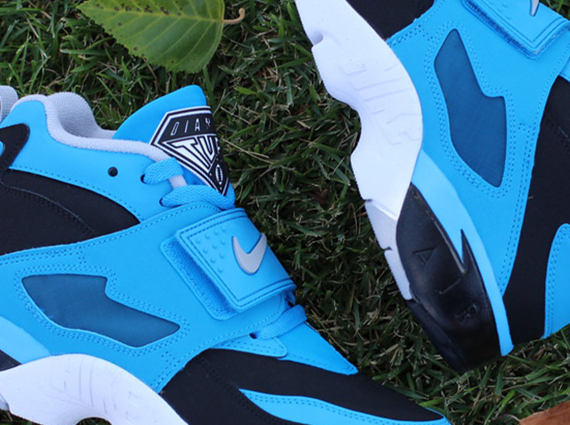 Nike Air Diamond Turf - Black - Wolf Grey - Blue Hero