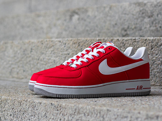 Nike Air Force 1 Low Nylon University Red 4