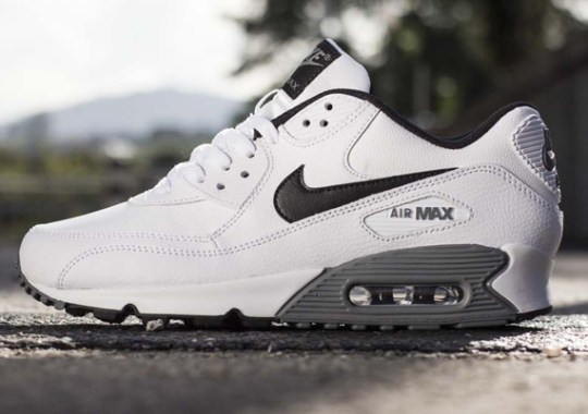 Nike Air Max 90 Essential Leather – White – Black – Cool Grey