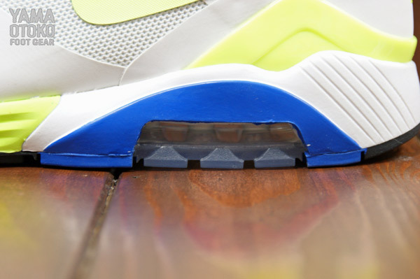 Nike Air Max Terra 180 White Volt Blue 01