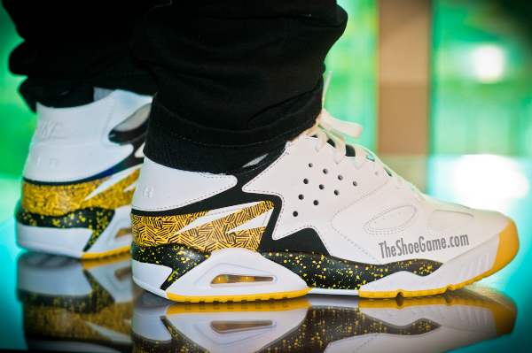 Nike Air Tech Challenge Huarache Tour Yellow 01