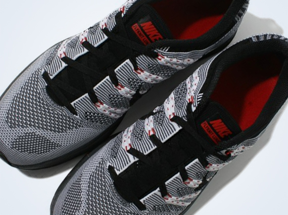 Nike Flyknit Lunar Black Grey Red