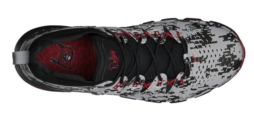 Nike Free Trainer 7 0 Warren Sapp Release Date 03