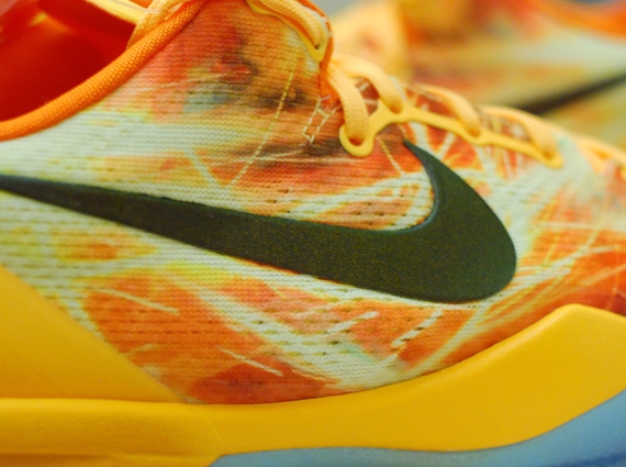 Nike Kobe 8 "Spark" - Available on eBay
