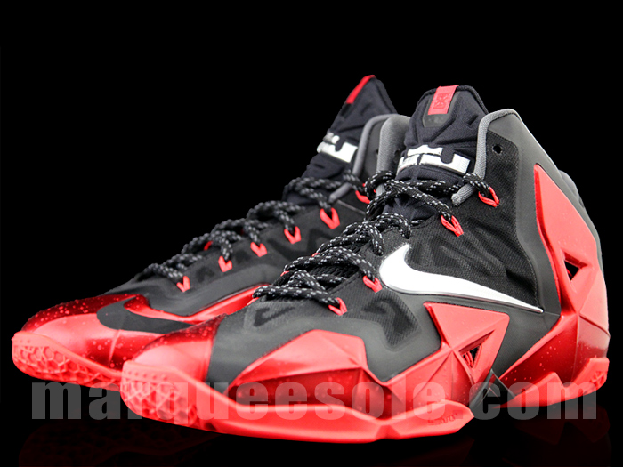 Nike Lebron Xi Heat 02