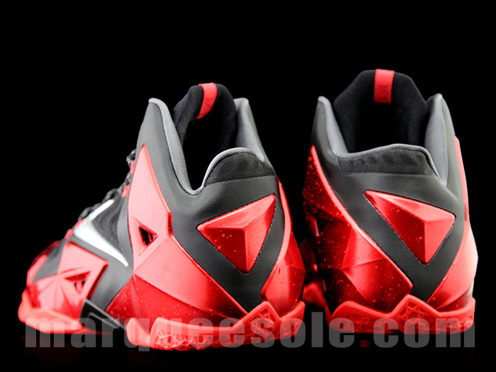 Nike Lebron Xi Heat 05