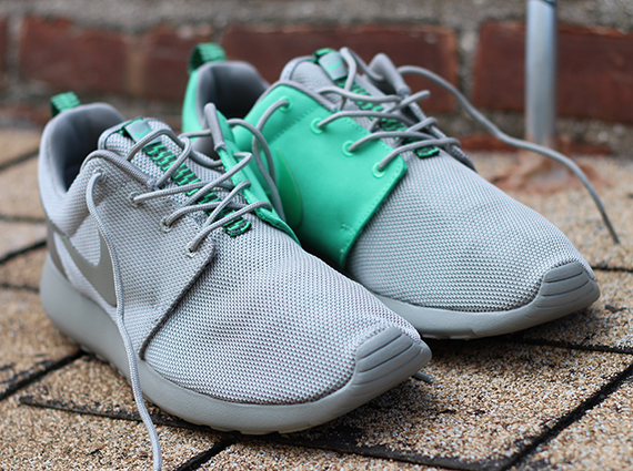 Nike Roshe Run Grey Green 1