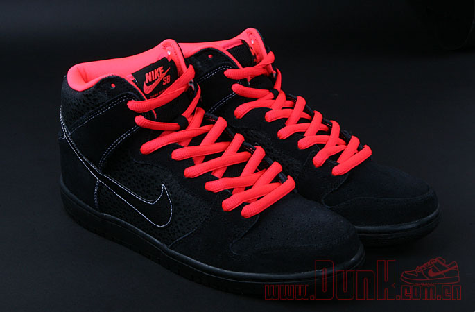 Nike Sb Dunk High Black Safari Atomic Red 3