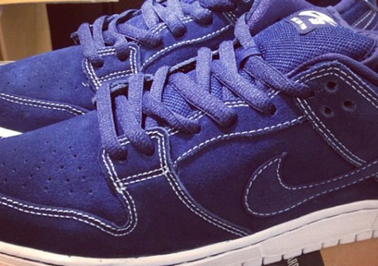 Nike SB Dunk Low – Blue Suede – White