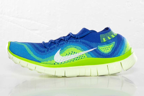 nike wmns free flyknit royal blue hero green 6