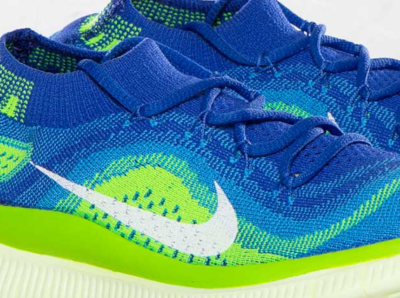 Nike flyknit hot sale blue green