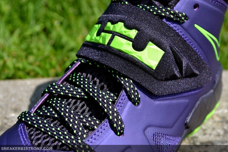 Nike Zoom Soldier Vii Court Purple Blueprint Flash Lime 02