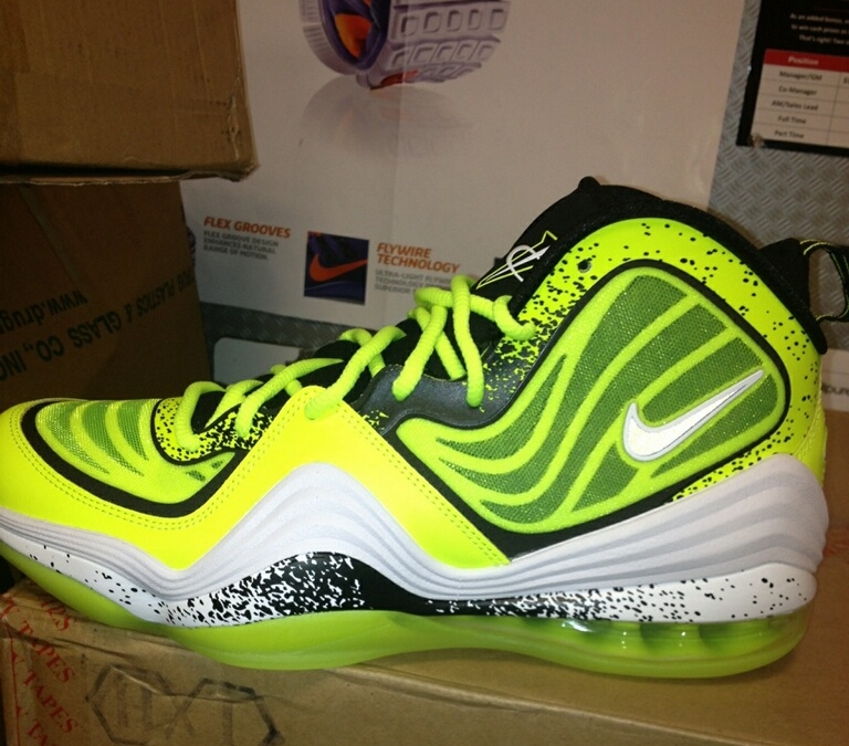 Volt Nike Air Penny V