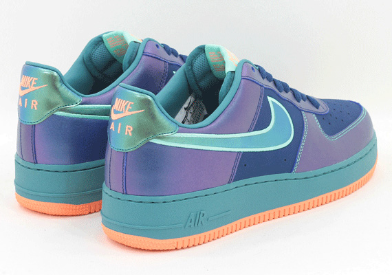 Air Force 1 Low Blue Teal Green Glow 2