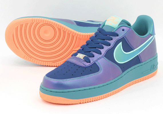 Air Force 1 Low Blue Teal Green Glow 3